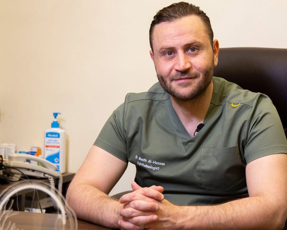 د. معاذ الحسن طبيب عيون متخصص يقدم استشارات طبية في عمان الأردن